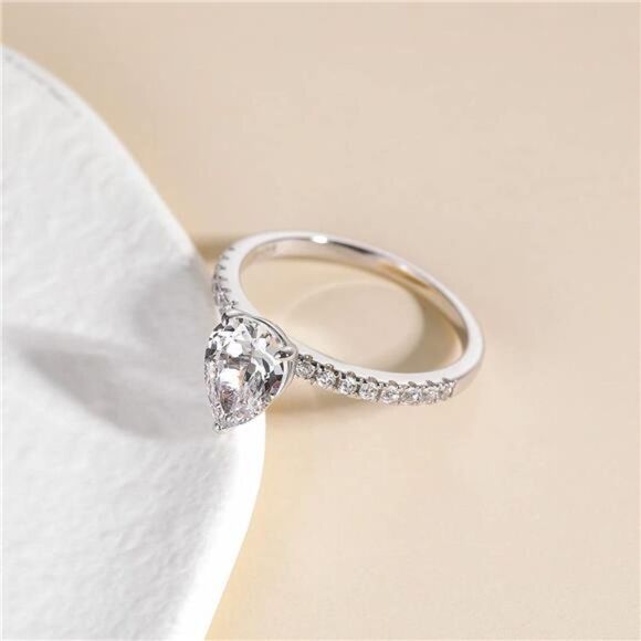 Cubic Zirconia  Ring Cubic Zirconia Engagement Ring Sterling Silver - SIZE 6 - Picture 1 of 6